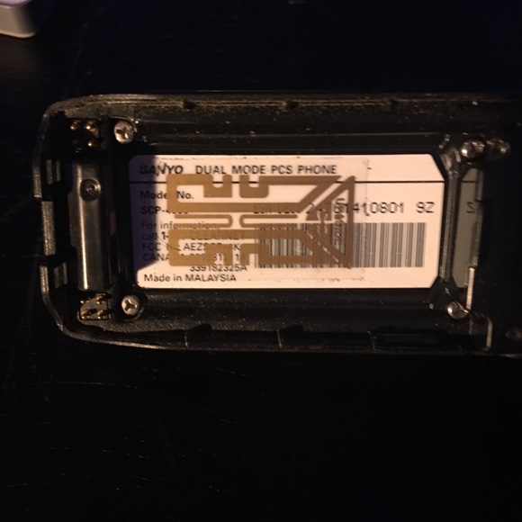 Vintage Sanyo SCP-4000 (CLEAR NET) CELL PHONE (WORKS)  f - Picture 4 of 13